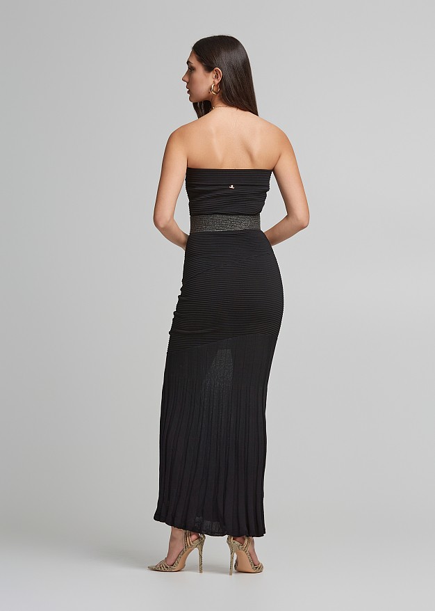 Ribbed strapless dress