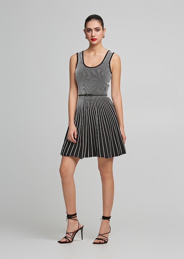  Mini cloche dress in stripes