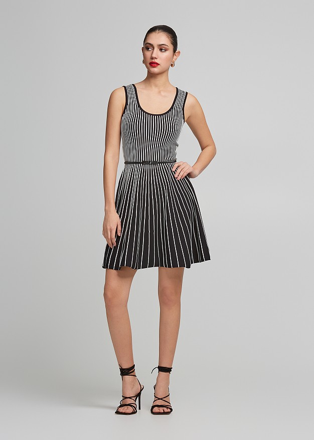  Mini cloche dress in stripes