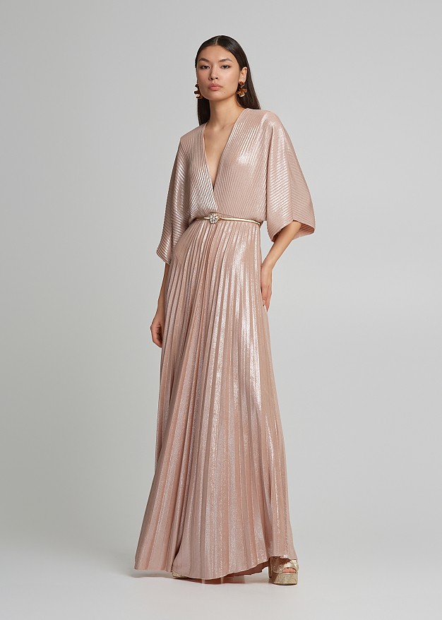 Maxi pleated sleeved dress