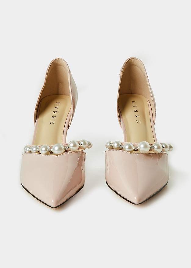 High heels pearl-decorated