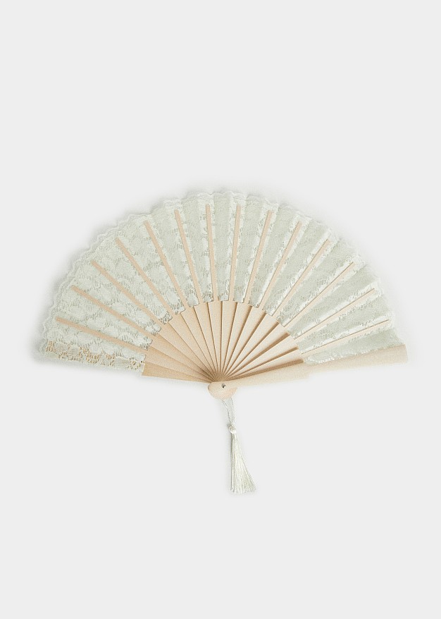 Lace fan