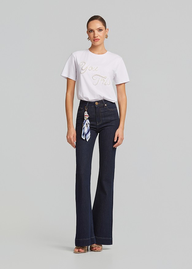 T-shirt embellished with pearls
