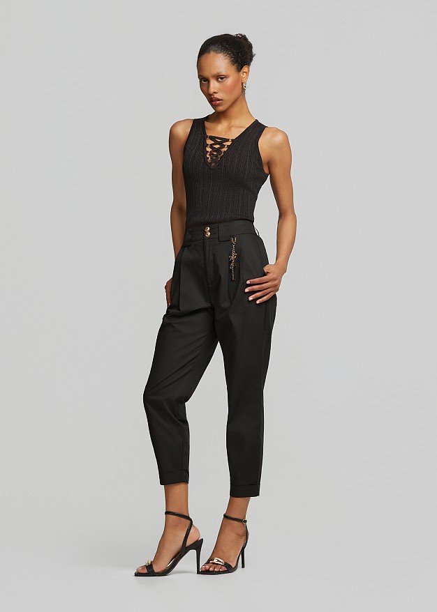 Sleeveless lurex top