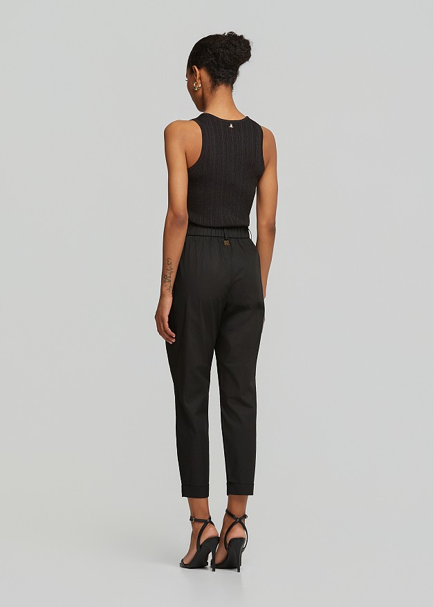 Sleeveless lurex top