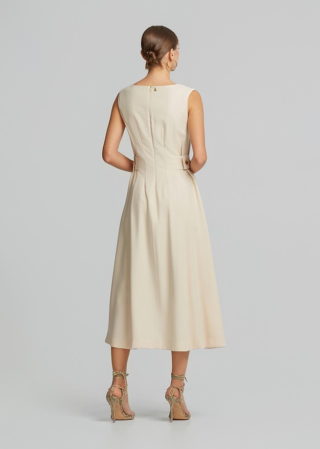 Midi dress with pleats