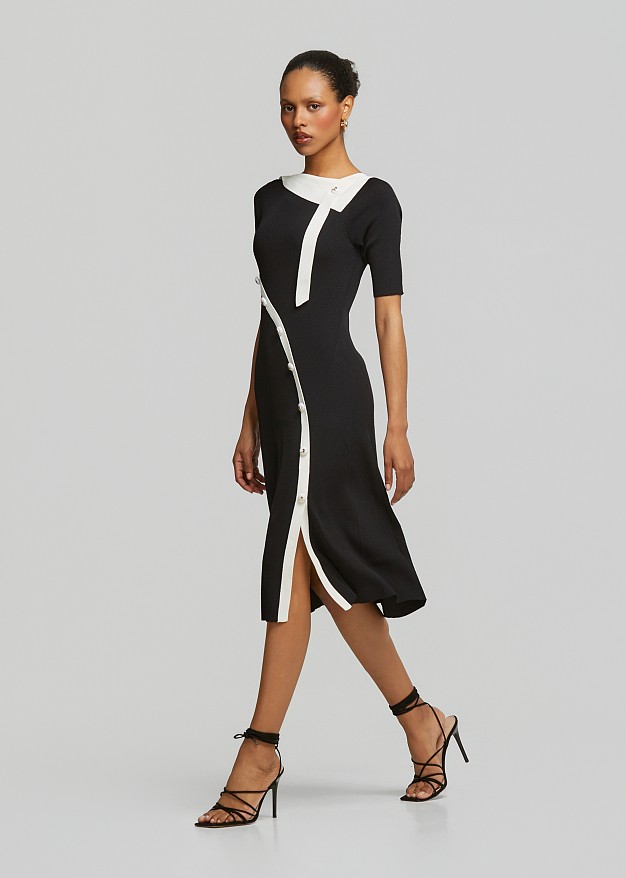 Knitted dress with contrast details