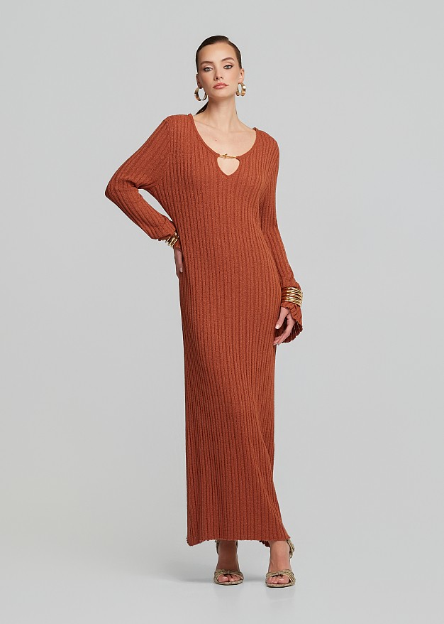 Maxi knitted dress with bell sleeves