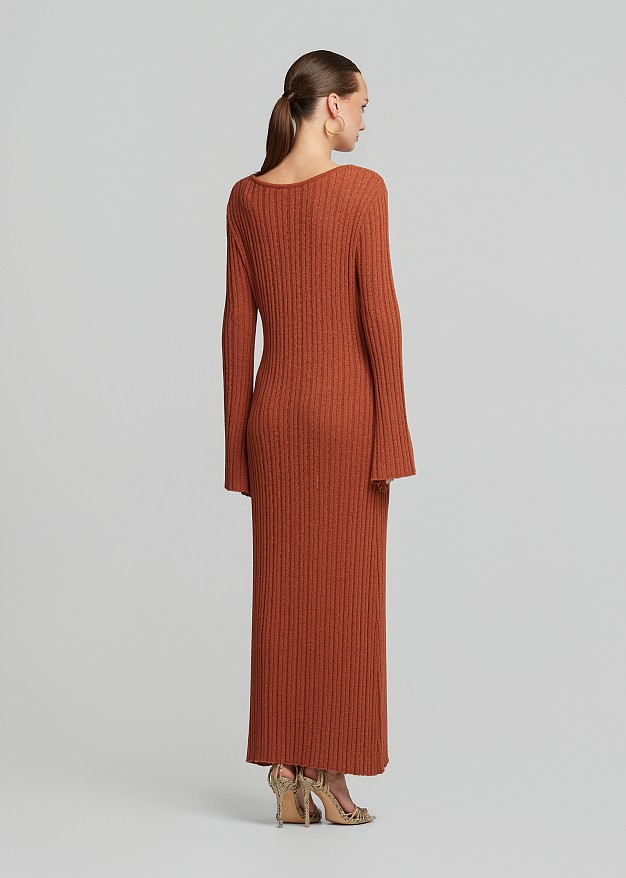 Maxi knitted dress with bell sleeves