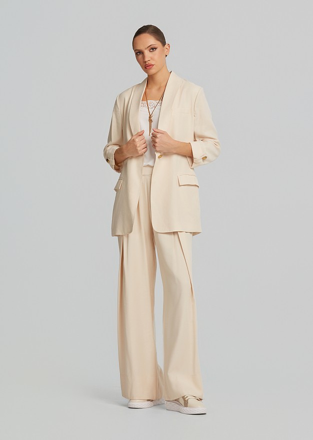 Pleated straight-leg trousers