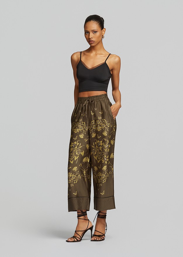 Printed cropped trousers in satin look