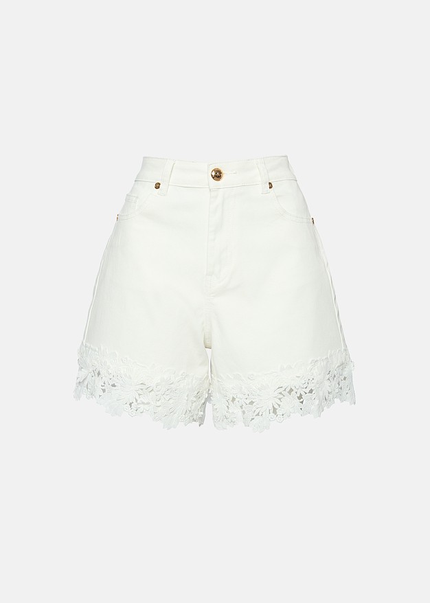 White denim shorts in lace