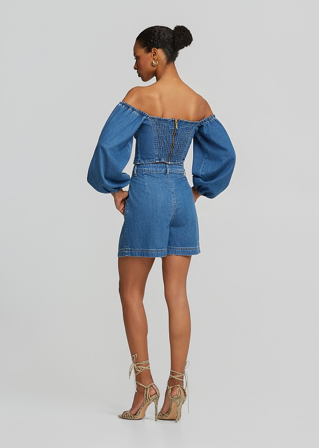 Denim shorts with pleats
