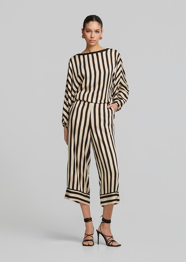 Striped blouse with puff sleeves