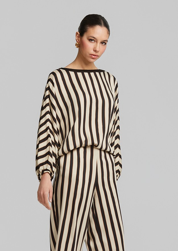 Striped blouse with puff sleeves