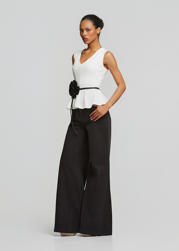 Αμάνικη μπλούζα peplum