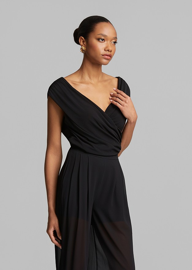 Sleeveless cowl neck top with ruching