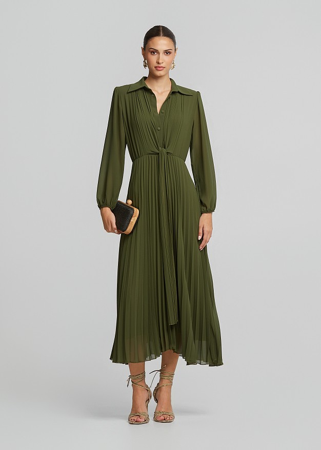 Midi pleated dress with buttons
