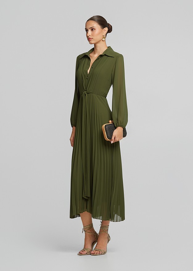 Midi pleated dress with buttons