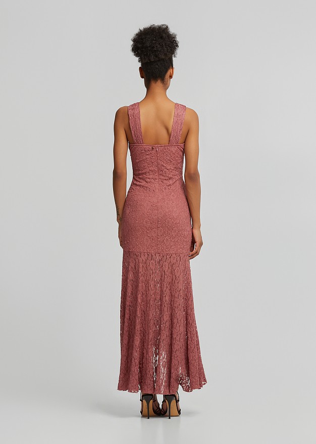 Lace mermaid-style dress