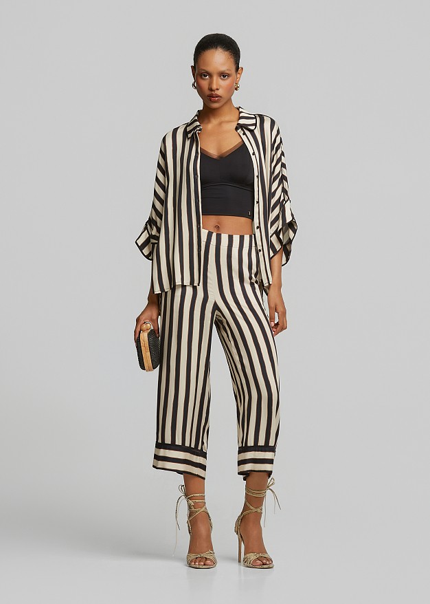 Striped cropped trousers
