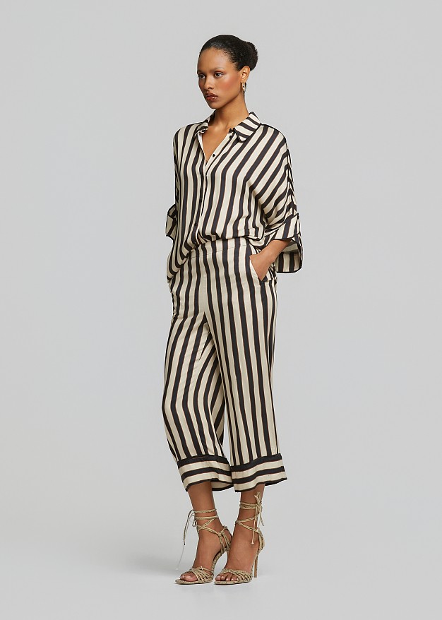 Striped cropped trousers