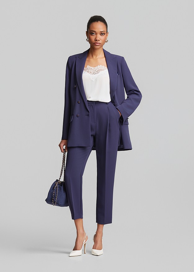 Double-breasted blazer with pocket square