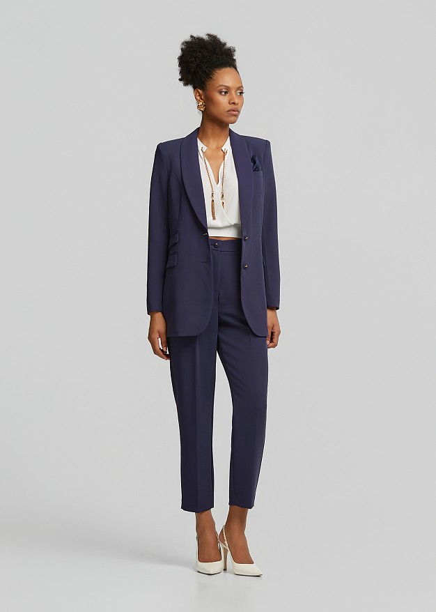 Pocket square crepe blazer