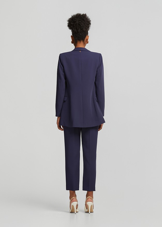 Pocket square crepe blazer