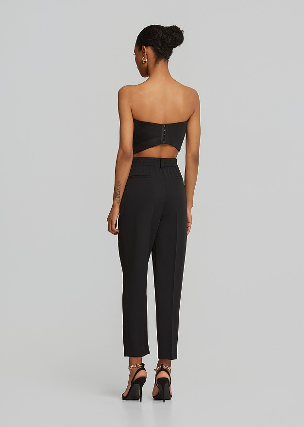 Bralette top in regular shape