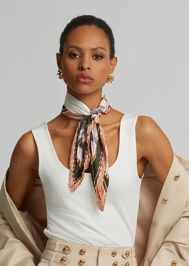 Pleated printed scarf