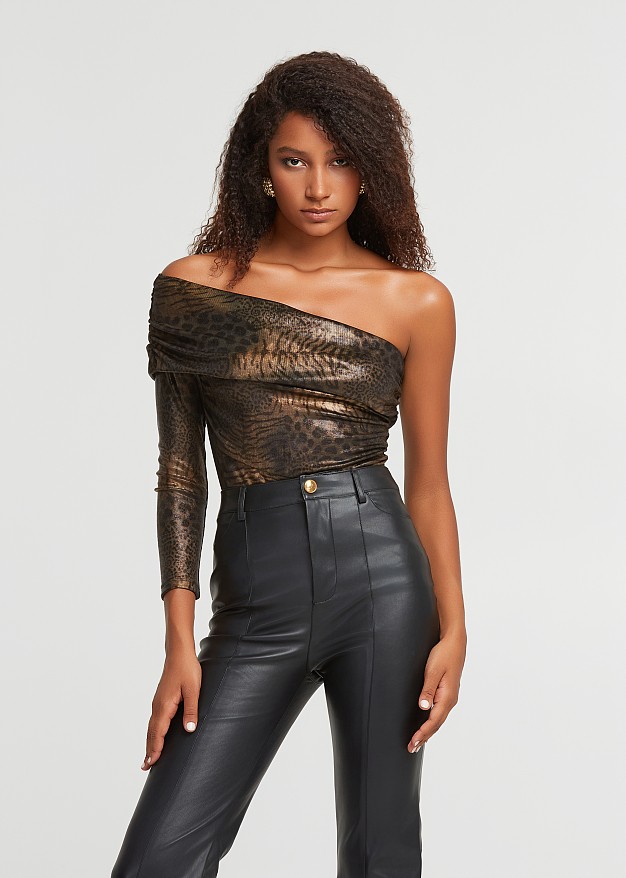 Mπλούζα off shoulder animal print foil