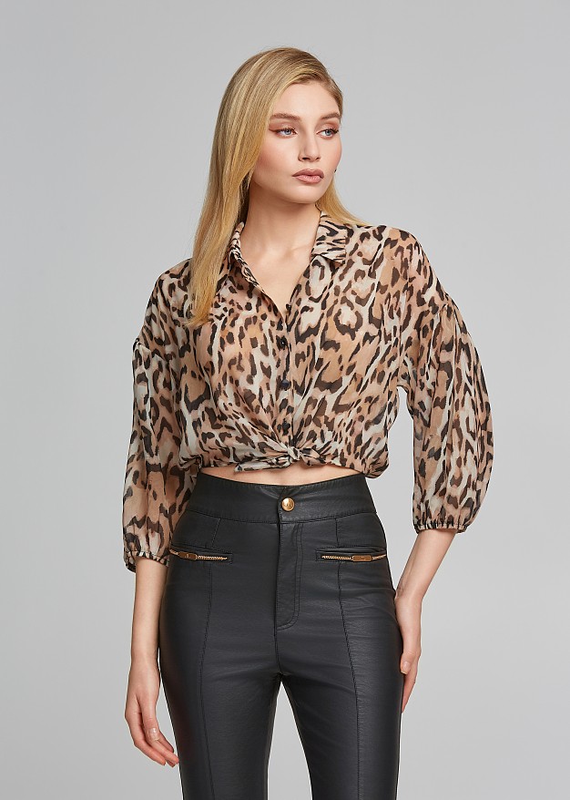 Leopard cropped shirt