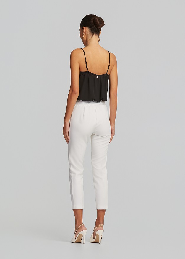 Cigarette trousers in elastic waist