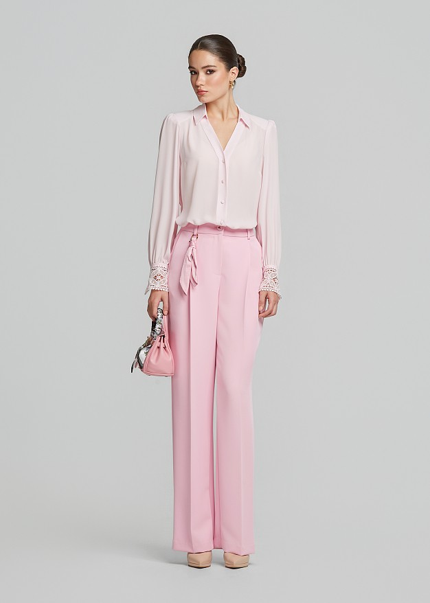 Lace shirt with V-neckline and collar