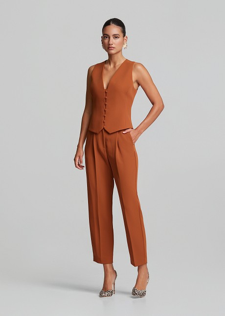 Crepe vest with covered buttons
