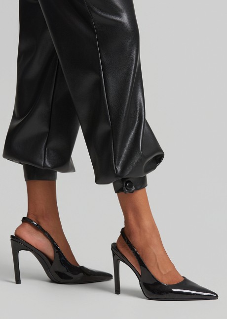 Ψηλοτάκουνες slingback γόβες