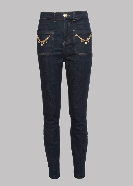 Jeans with decorative chains