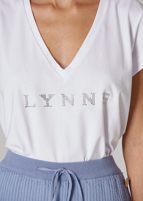 Κοντομάνικη μπλούζα με τύπωμα LYNNE με στρας