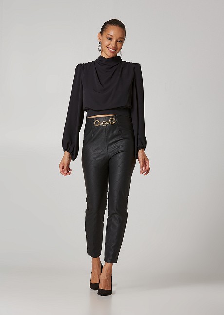 Quilted pants in leather look