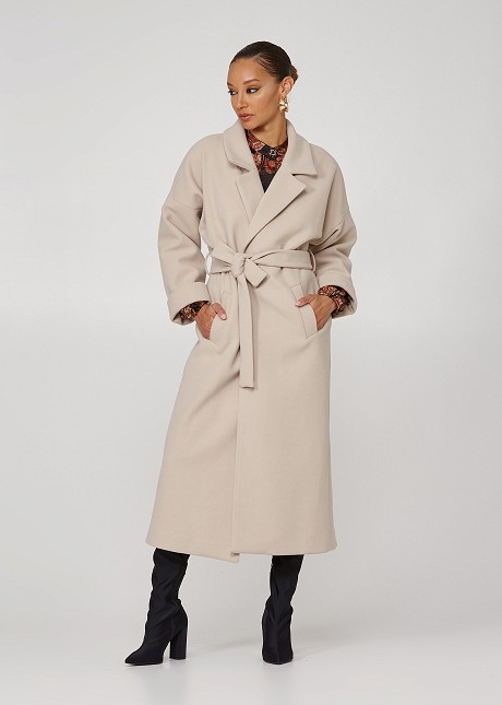 Long coat with animal print inner lining