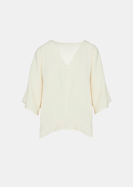 Pleated blouse in loose fit