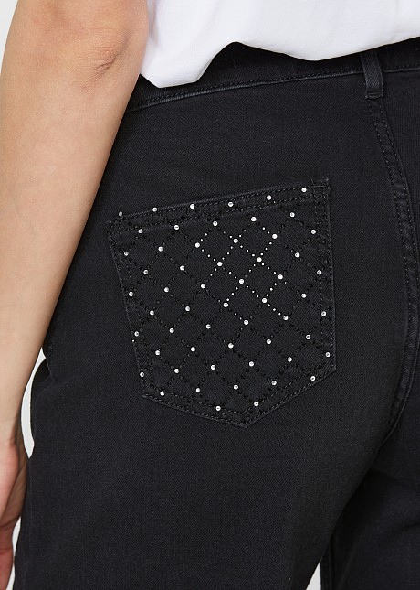 Crop jeans with decorative strass