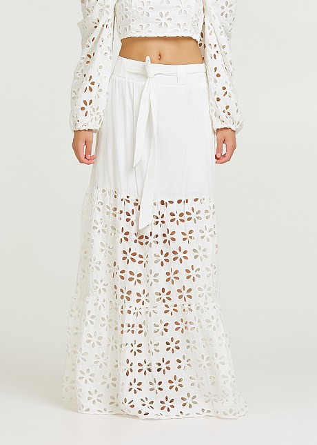 Maxi skirt with broderie lace