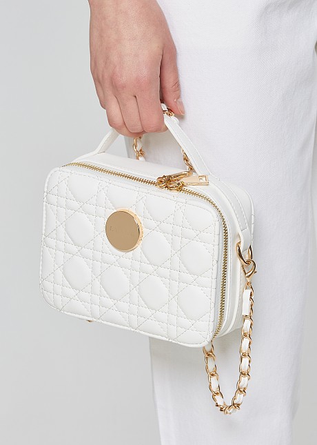 Box handle quilted bag