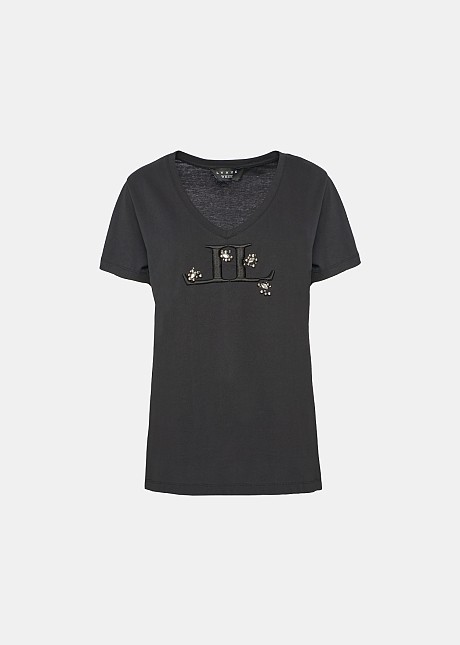 T-shirt with embroidery logo and rhinestones