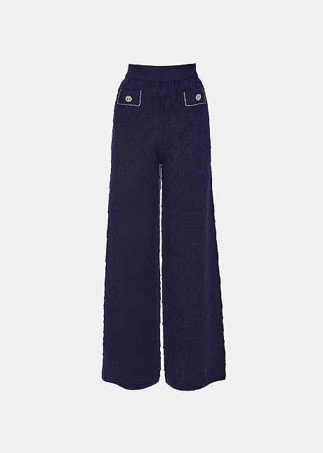 Trousers with monogram in the knit