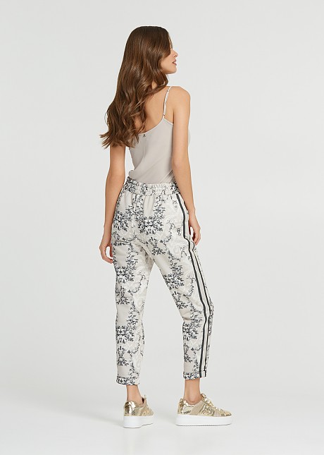 Printed straight-leg pants