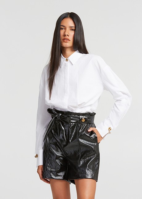 Long fitted shirt with long cuffs