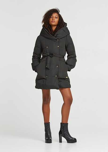 Mid length puffer jacket with bold hood